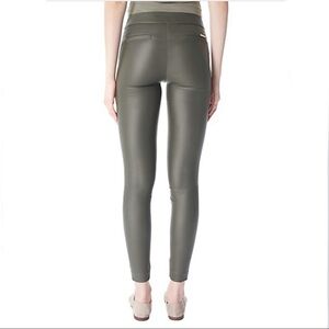 l LOVE TYLER MADISON the mara waxed  leggings